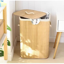 Cesto de roupa suja de bambu de 72 litros com tampa e alça para uso na sala de estar e no banheiro.